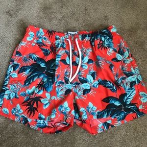 Men’s size small boardshorts